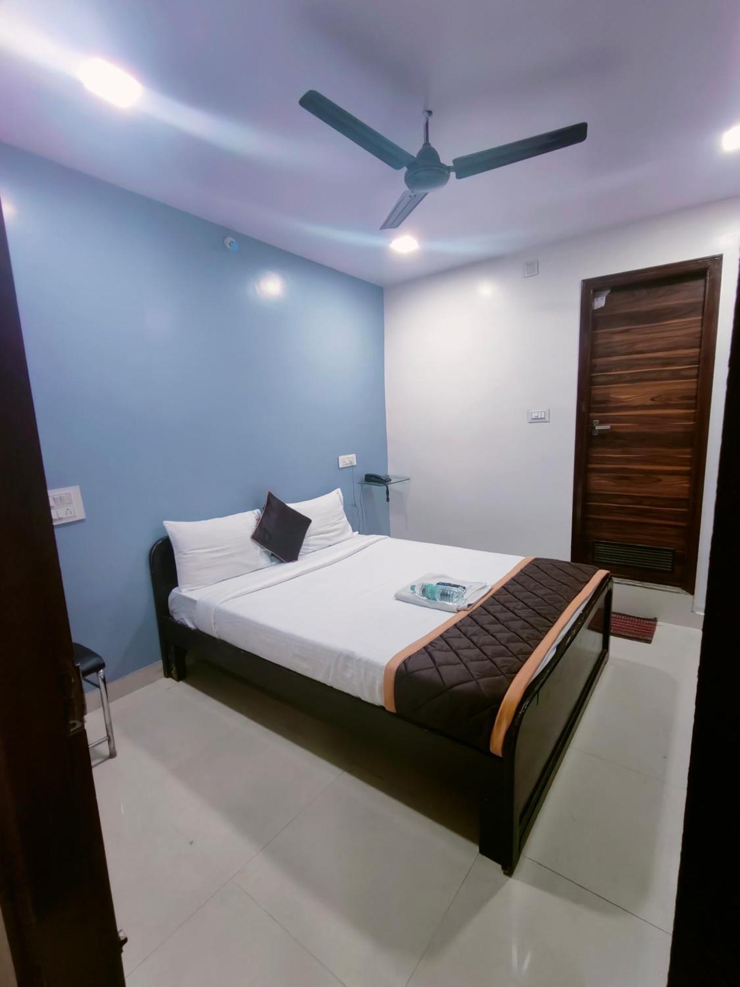 Hotel Golden Arch Bengaluru Kültér fotó