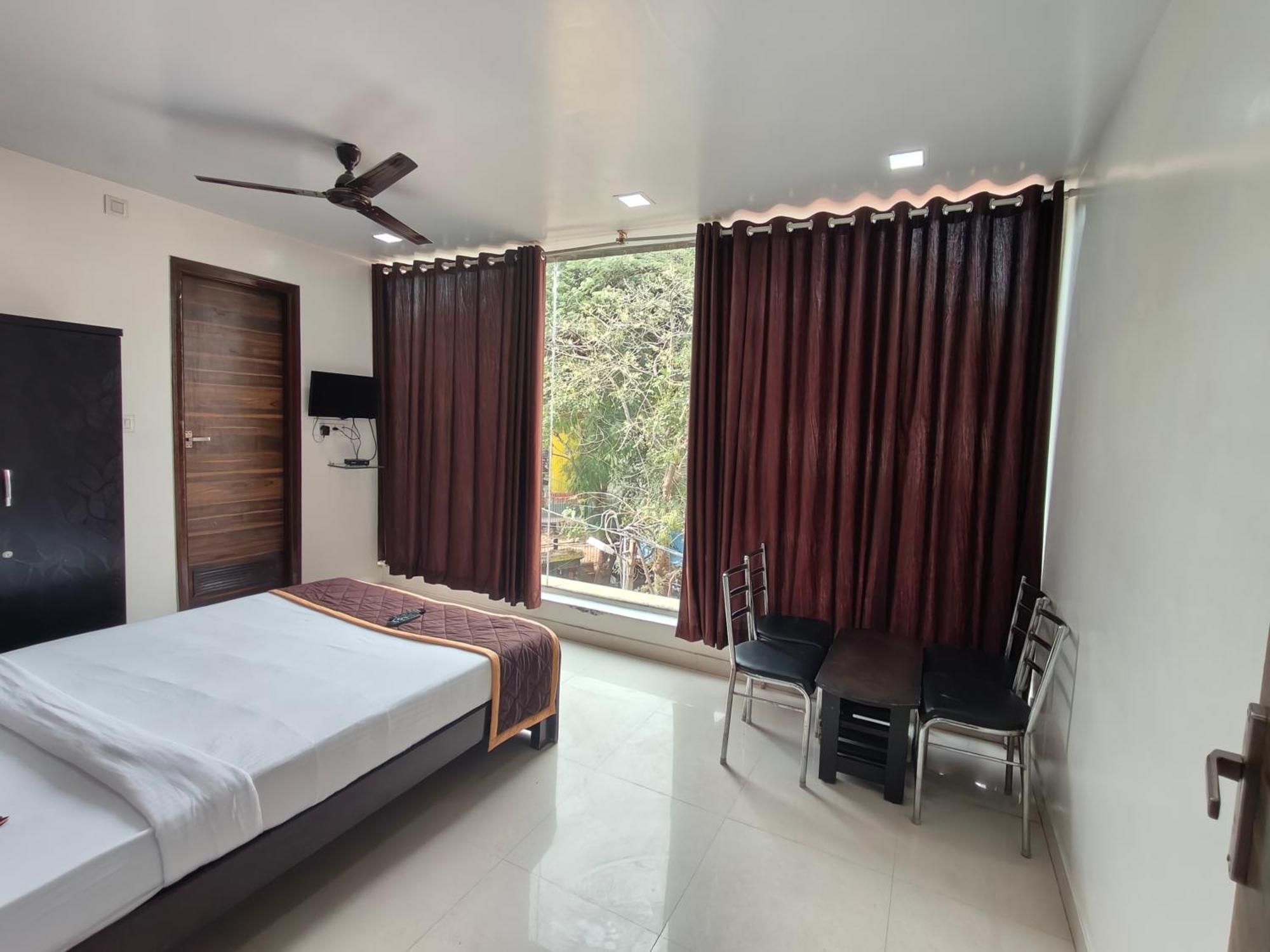 Hotel Golden Arch Bengaluru Kültér fotó